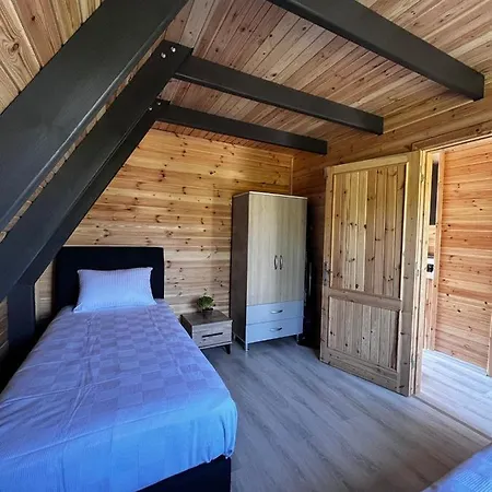 Karya Bungalov Villa